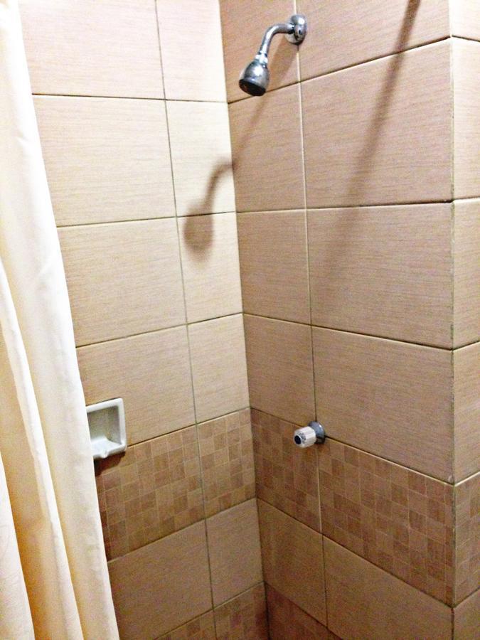 Greensa Inn Surabaya Luaran gambar