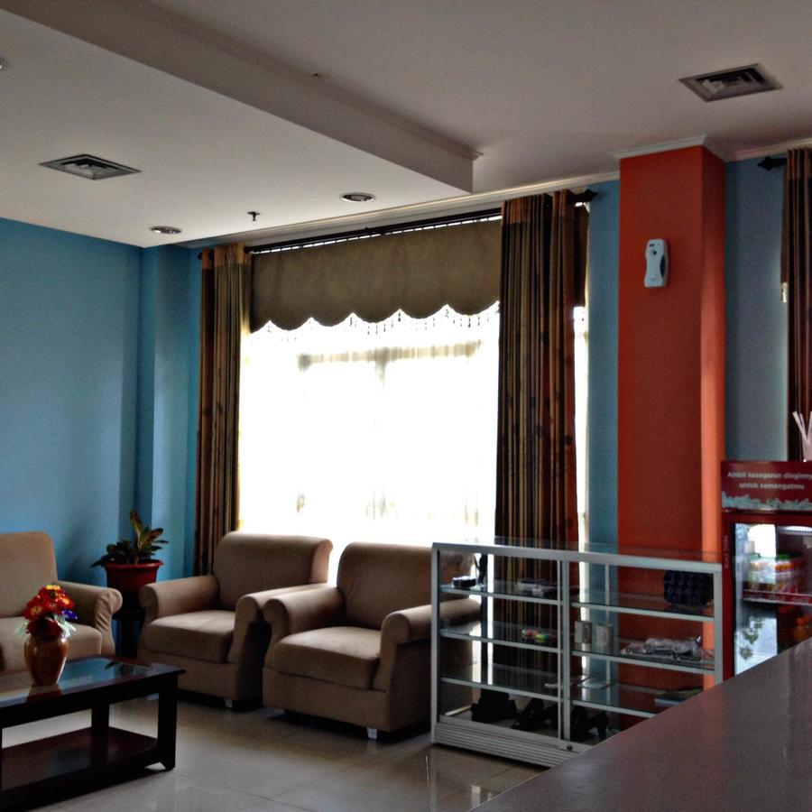 Greensa Inn Surabaya Luaran gambar
