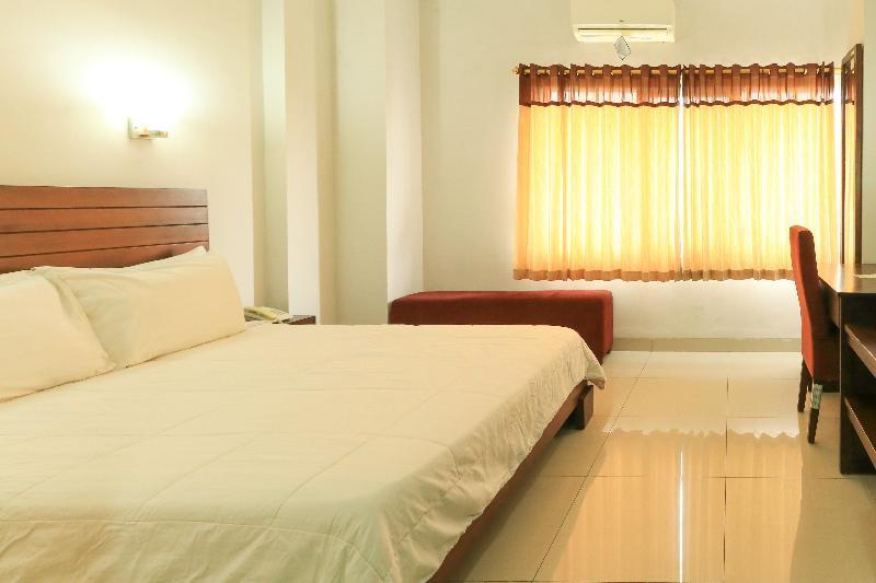 Greensa Inn Surabaya Luaran gambar